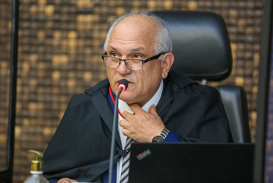 Desembargador Otávio Praxedes.