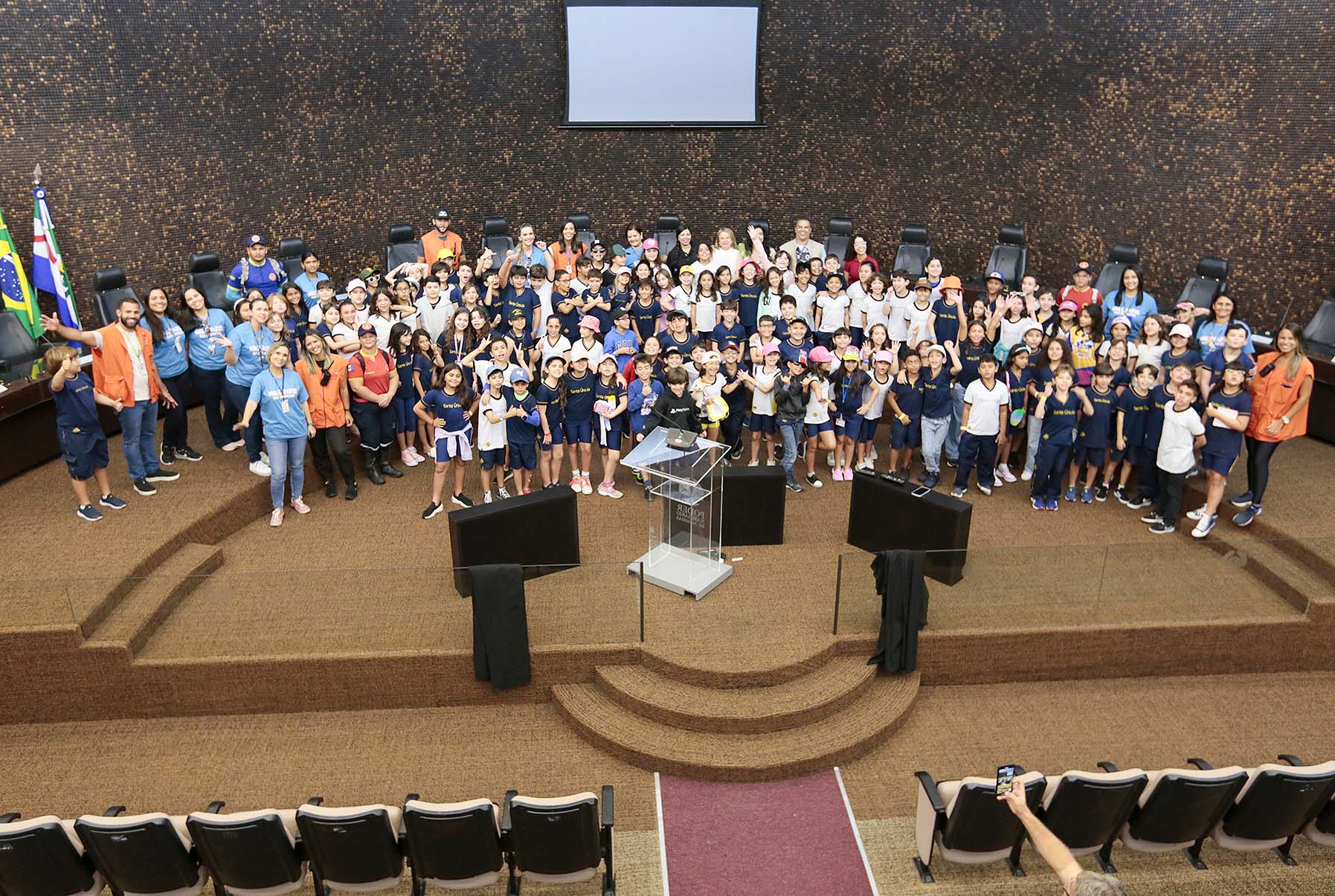 Alunos do Colégio Santa Úrsula aprendem de forma lúdica sobre o Judiciário.