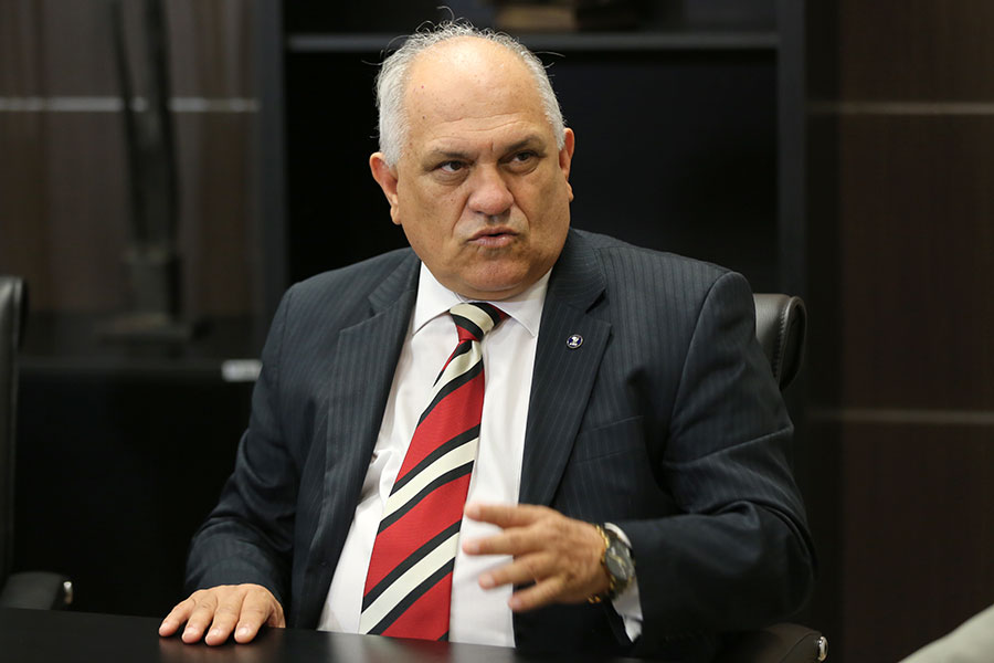 Desembargador Otávio Praxedes.