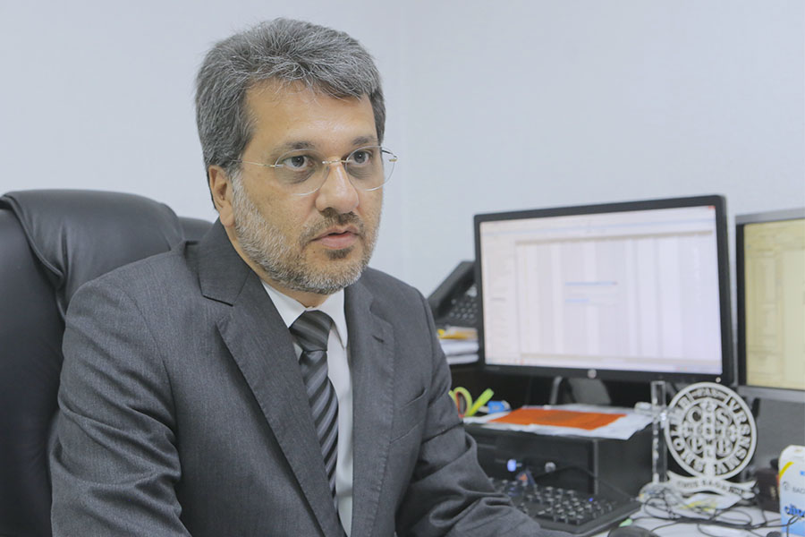 Juiz Ayrton de Luna Tenório