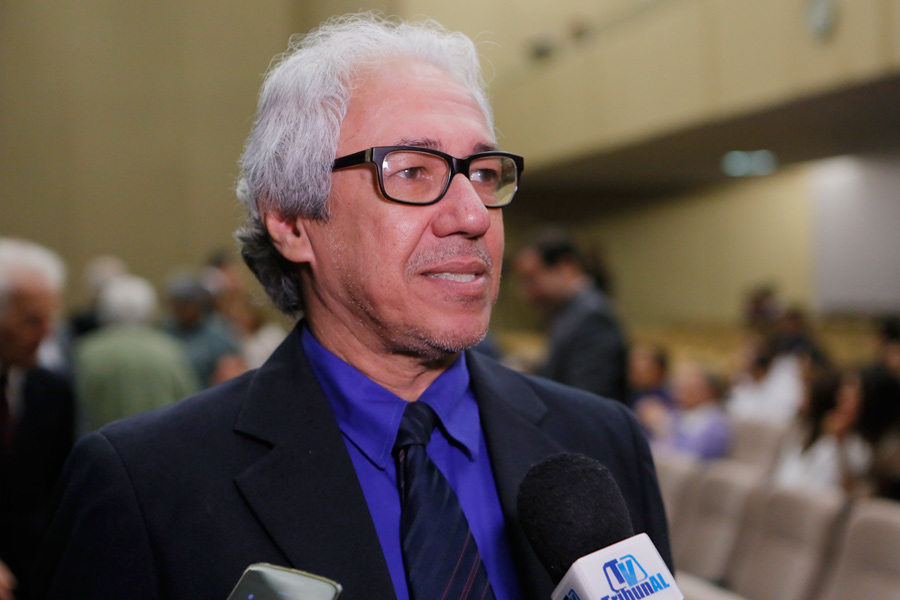 Frederico Menezes.