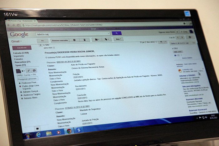 Aviso de movimentação processual no e-mail do advogado