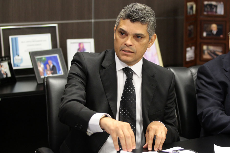 Germano Regueiro, assessor jurídico do 1º Registro