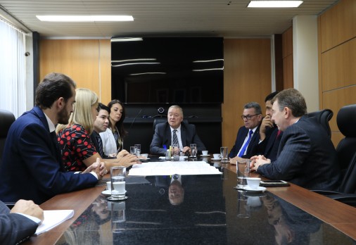 Reunião com o presidente do TJ/MS.