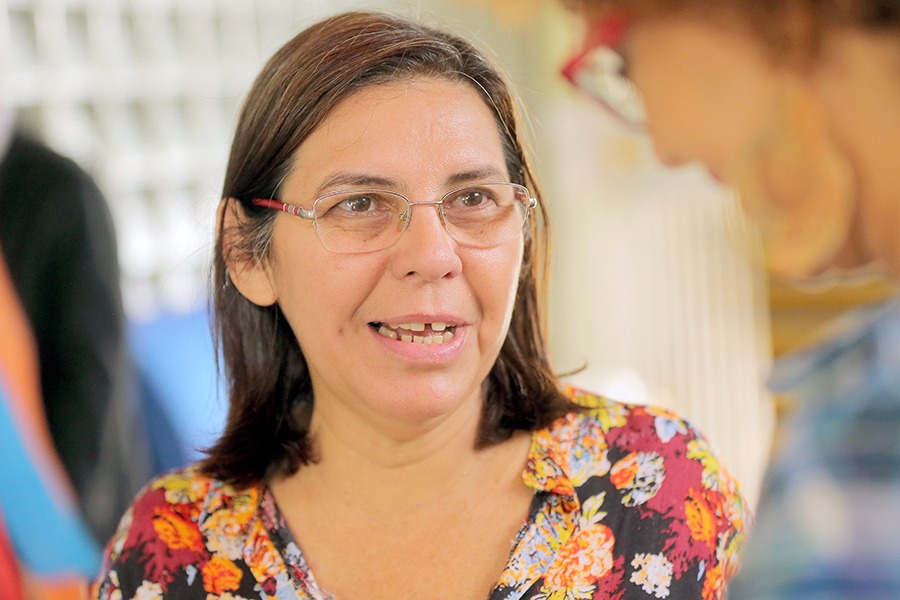 Assistente social do abrigo, Sônia Alves.