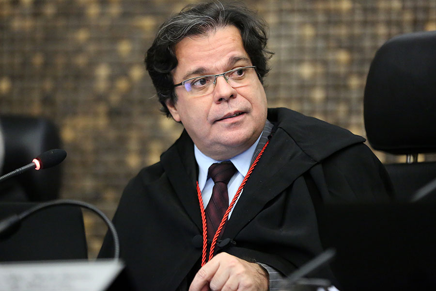 Desembargador Tutmés Airan, relator do processo.