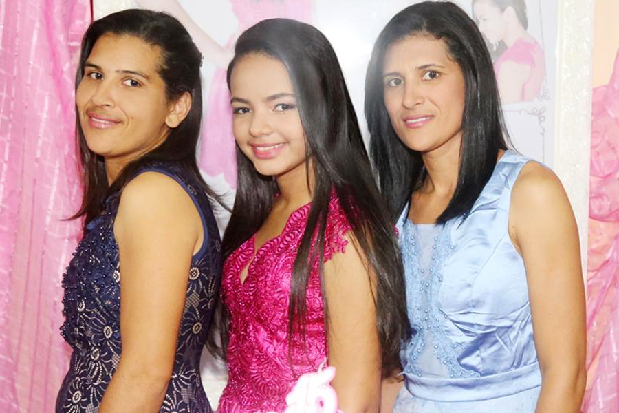 A adolescente e suas irmãs afetivas