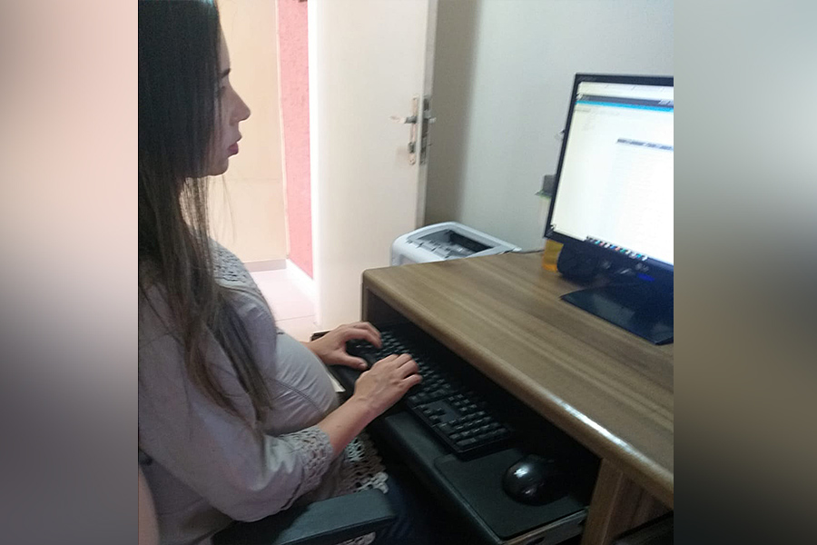 Cléa Tavares, servidora do Departamento Central de Assuntos Judiciários da CGJ.
