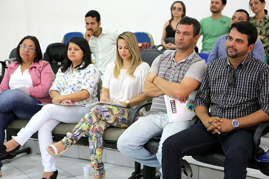 Servidores recebem informações sobre prática cartorária. Foto: Caio Loureiro