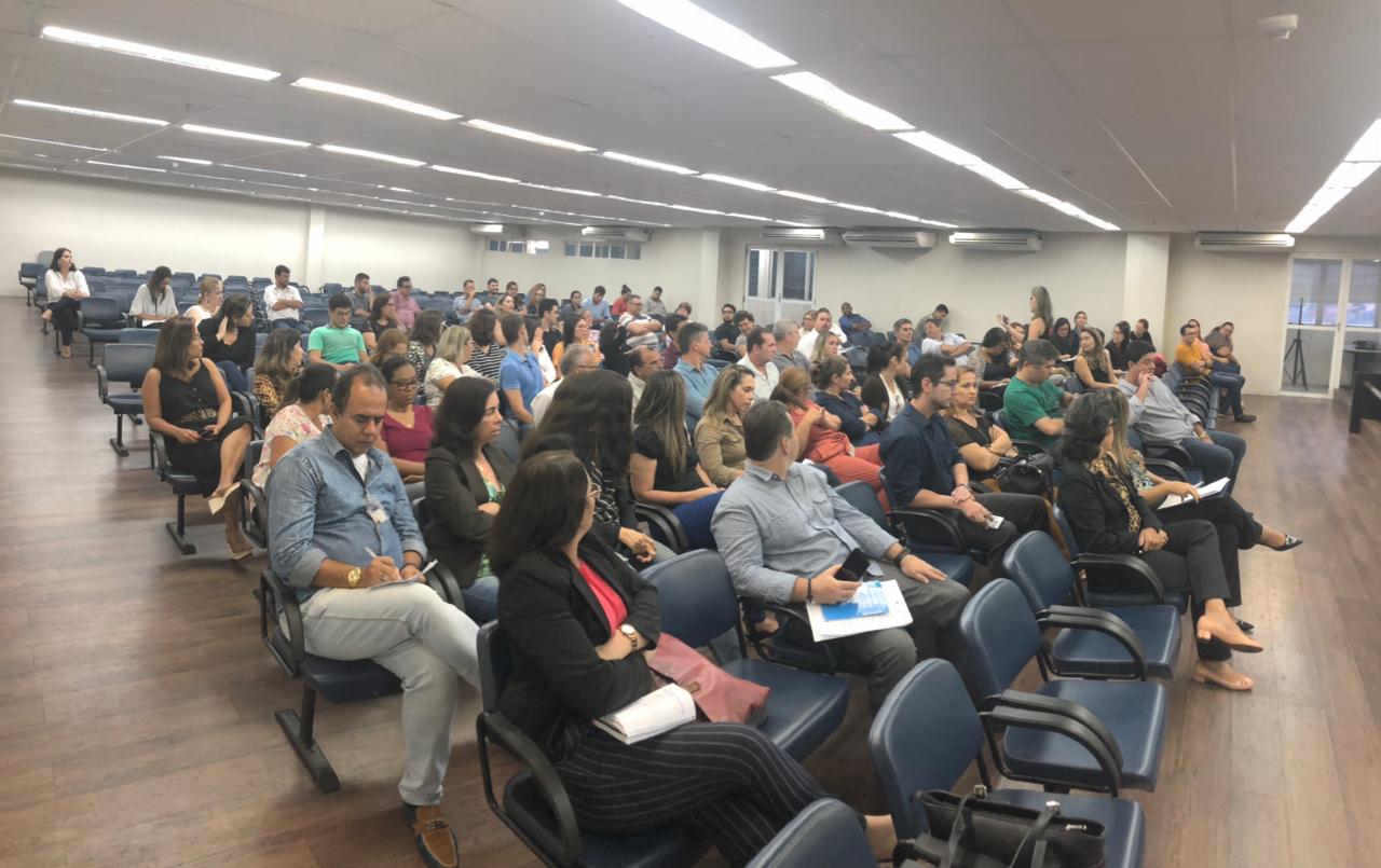 Reunião no Fórum de Maceió