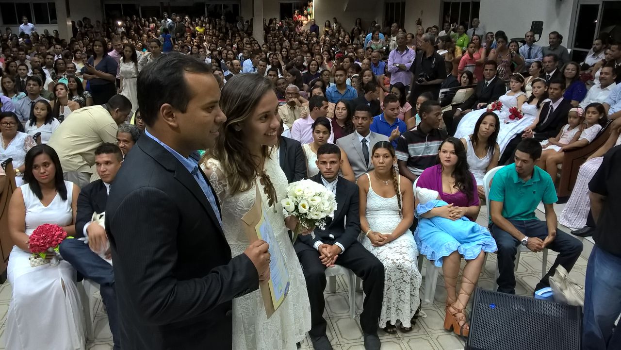 Foram 282 casais que realização a união neste sábado (3)