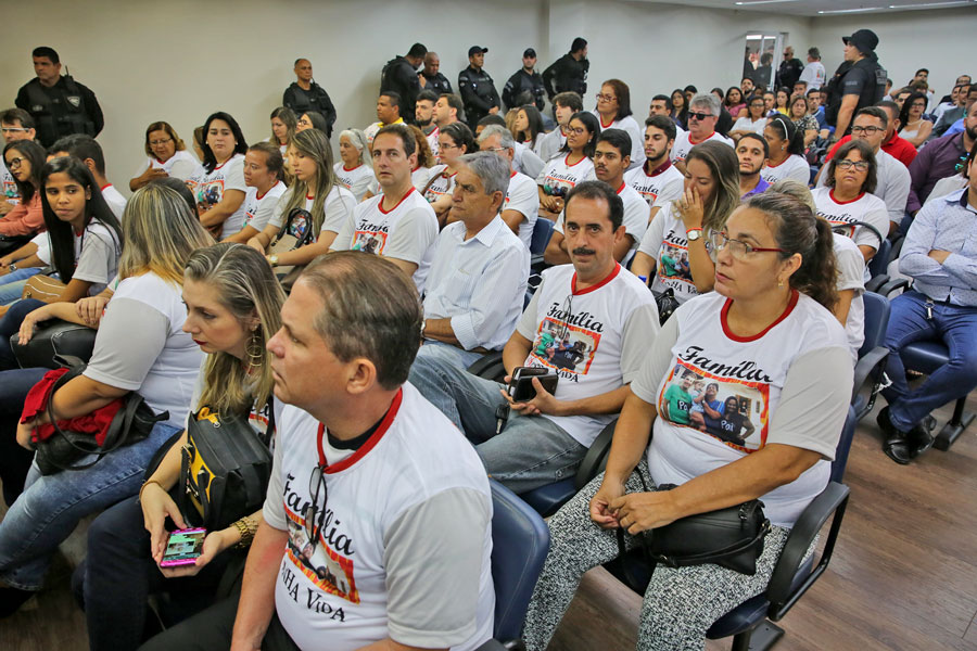 Família do réu.