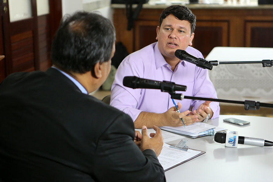 Simulação de entrevista com o juiz José Cícero Alves da Silva.