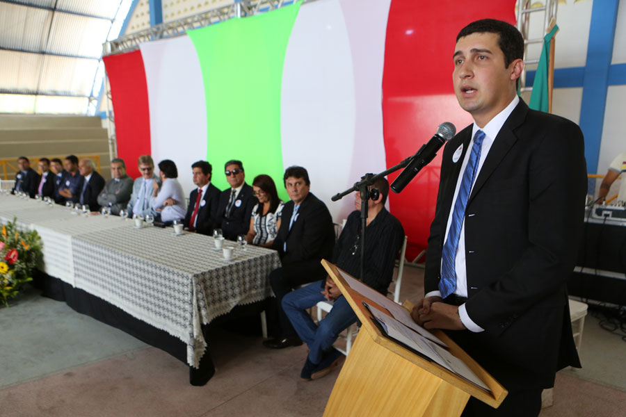 Prefeito do município de Craíbas, Bruno Pedro.