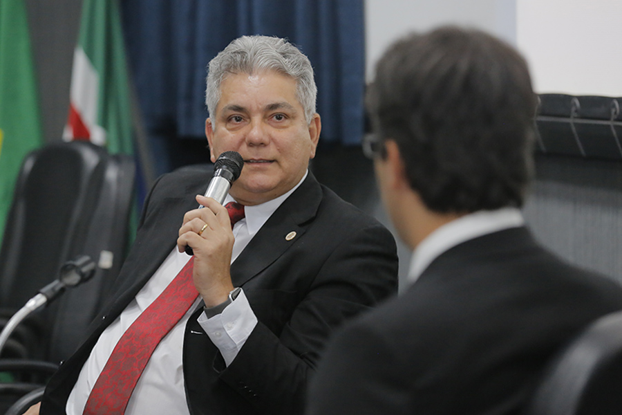 Juiz Wlademir Paes de Lira