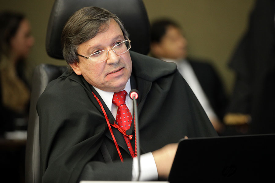Desembargador João Luiz Lessa, relator do processo