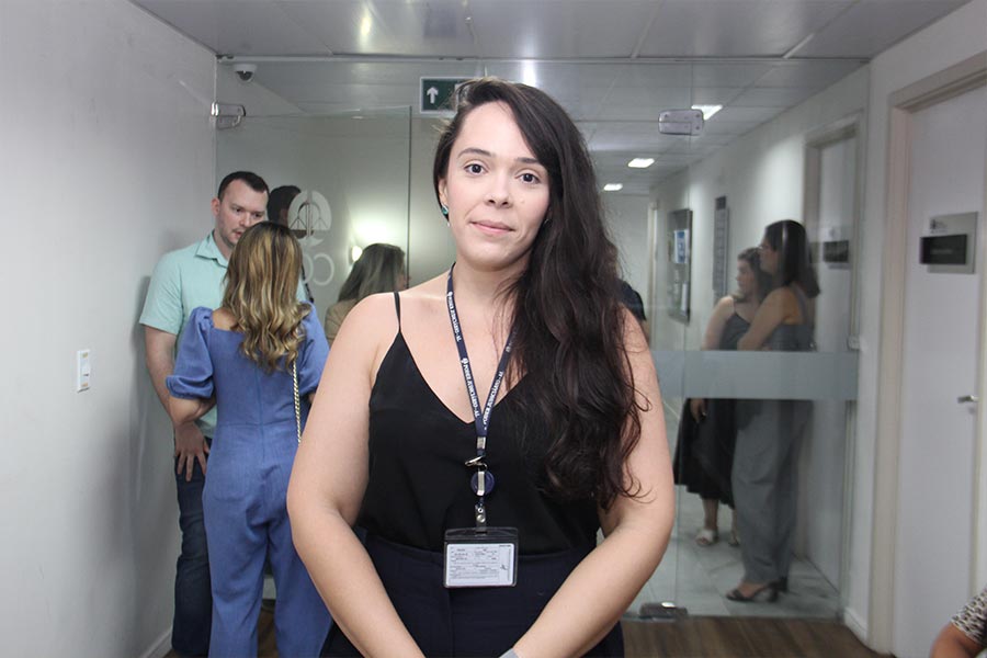 Servidora Ana Suelen Porto da Costa e Silva.
