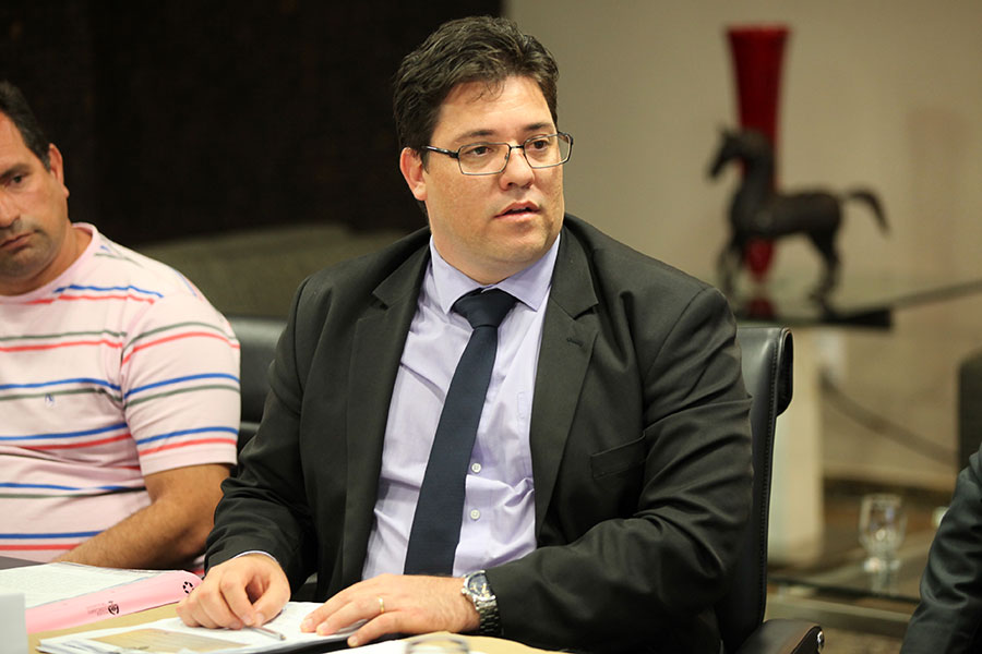 Servidor Márcio Fillipe