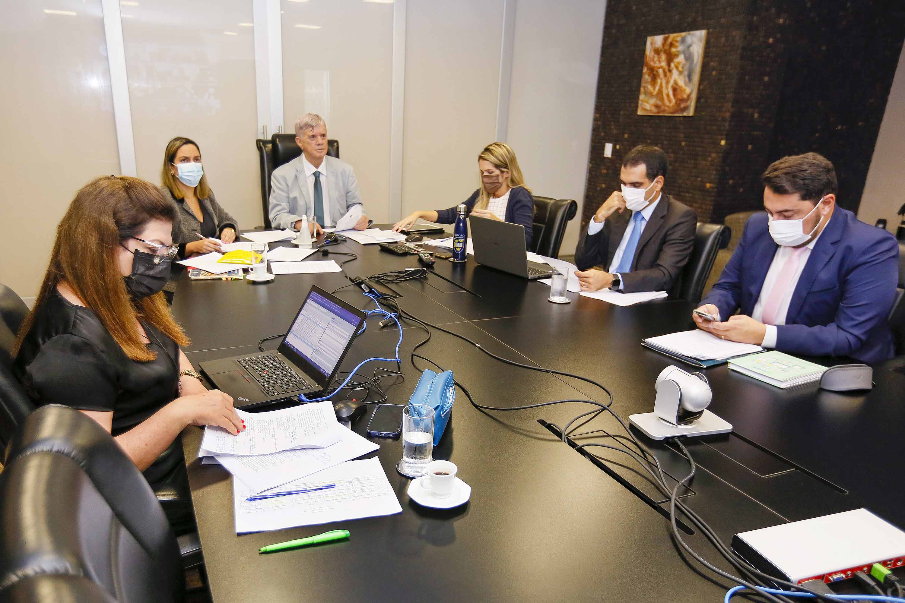 Presidente Klever Loureiro conduziu sessão virtual do Pleno, nesta terça (21).