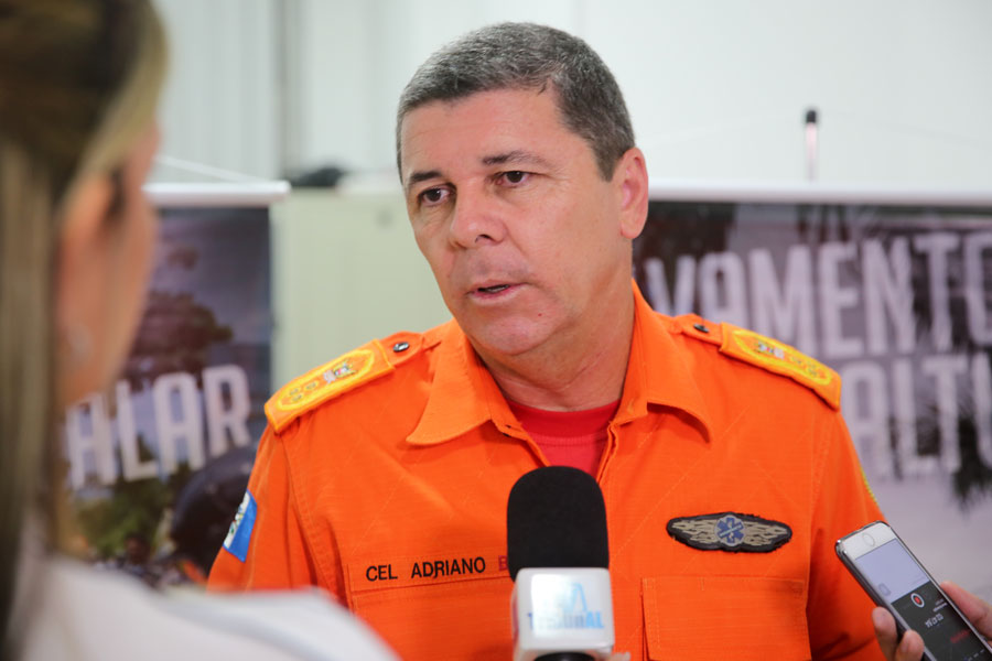 Comandante-geral do Corpo de Bombeiros, coronel Adriano Amaral.