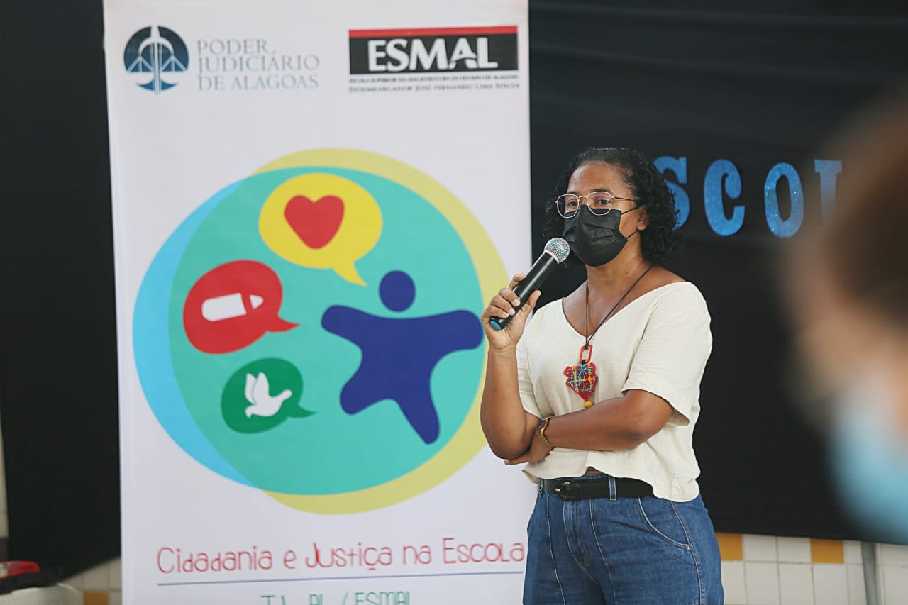 Assistente Social da escola, Gisella de Oiliveira