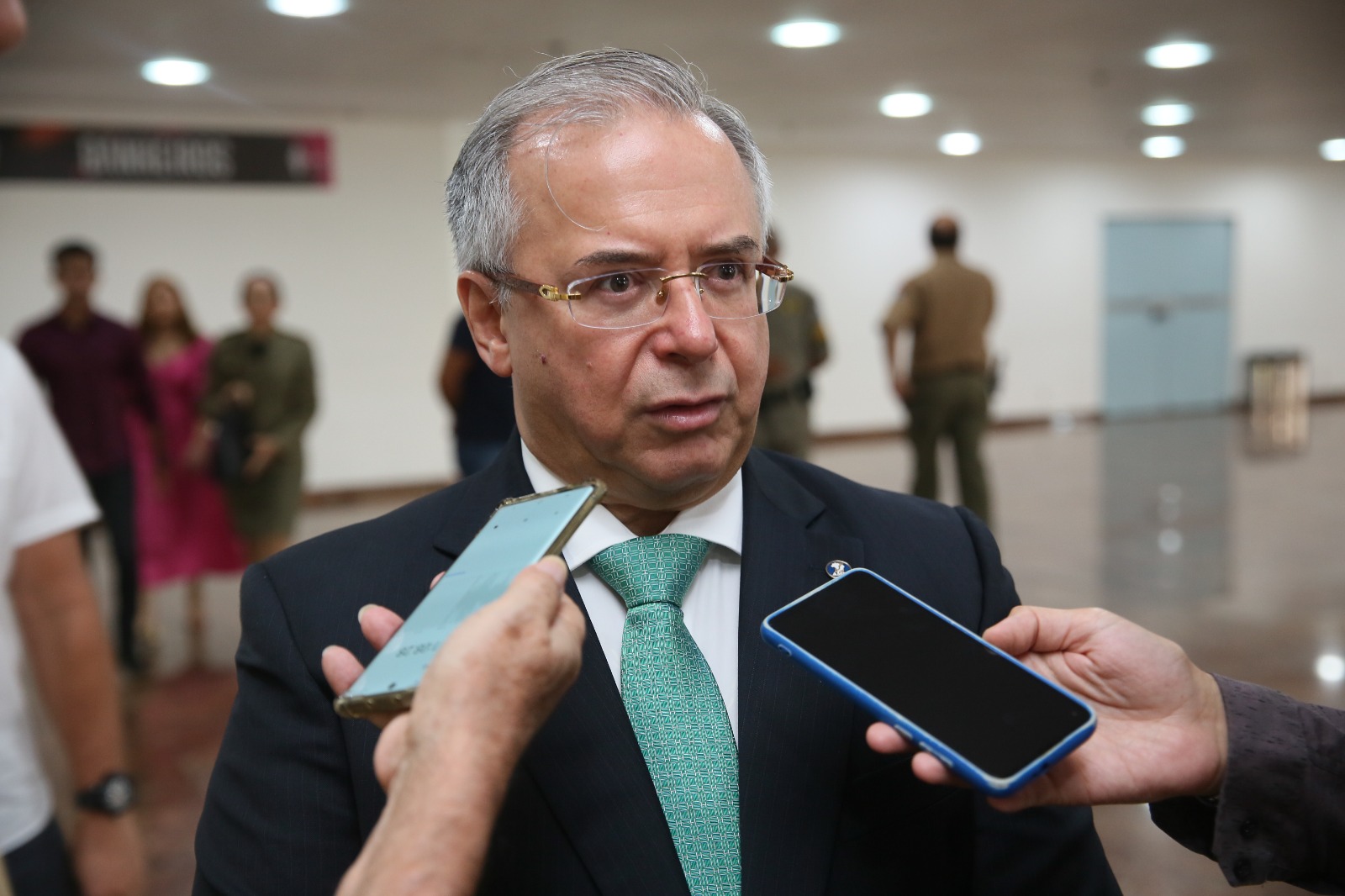 Desembargador Fábio Ferrario.