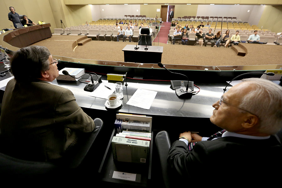 Presidente João Luiz e juiz Maurílio Ferraz, na abertura das provas.