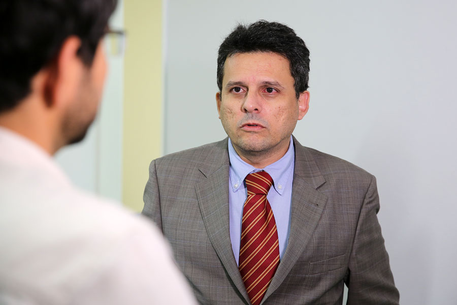 Promotor Adriano Jorge.