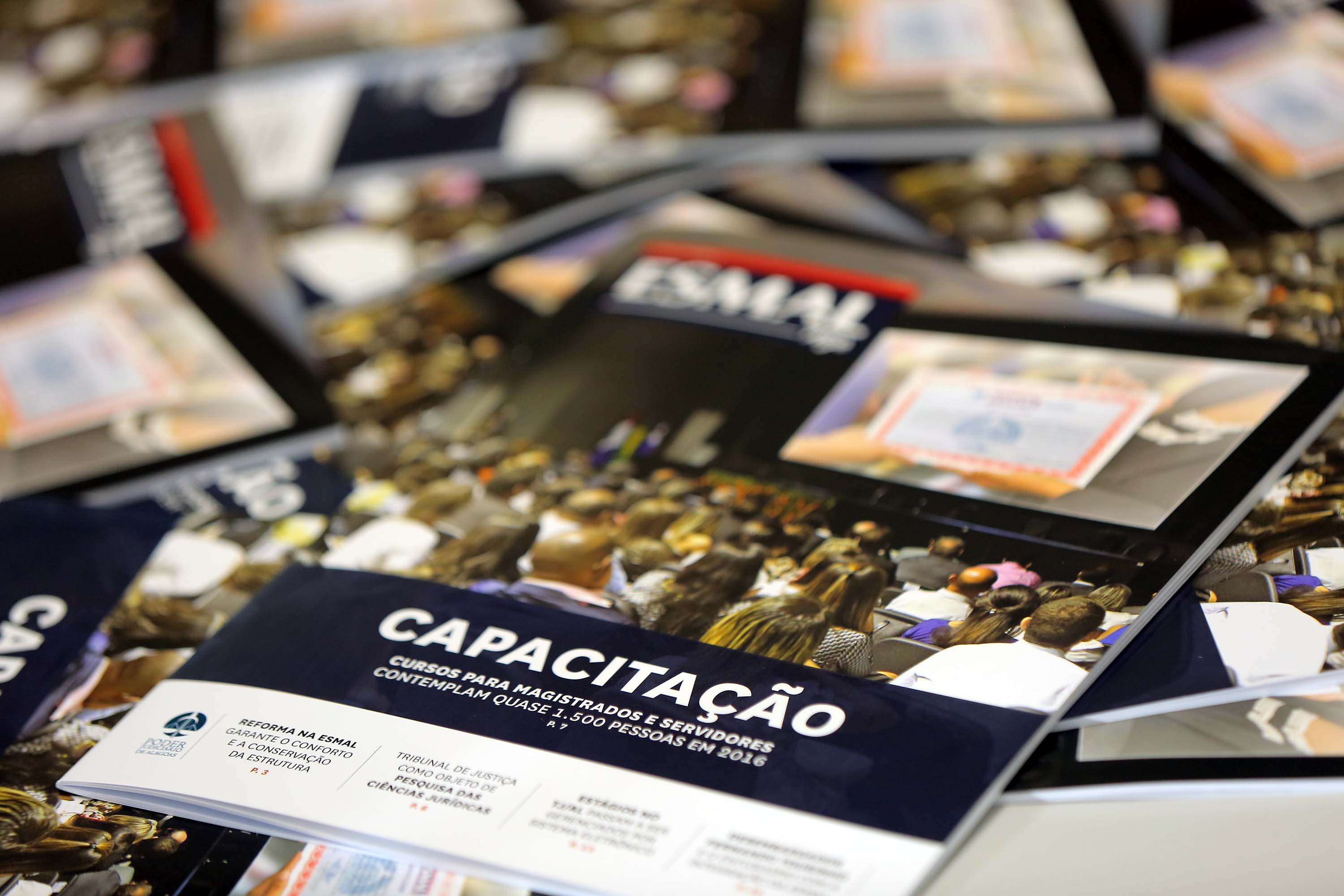 Revista informativa Esmal Hoje. Foto: Itawi Albuquerque