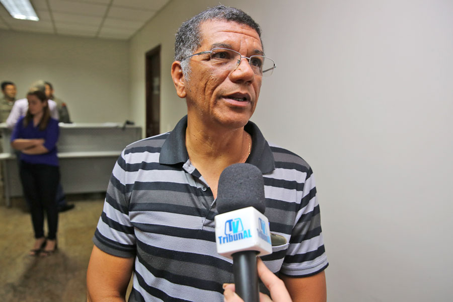 Coronel da reserva Rubens Honorato dos Santos.