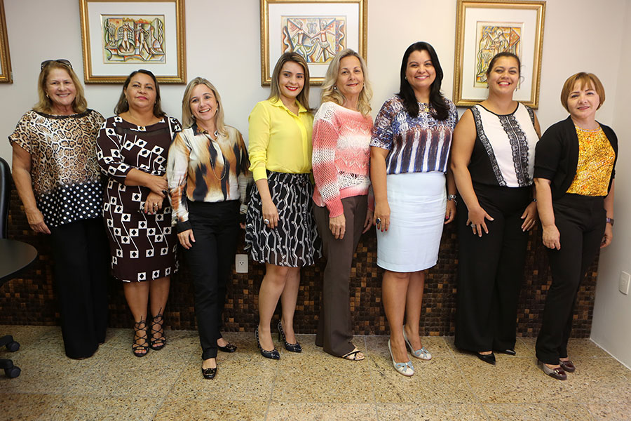 Rute Araújo Rocha, Edjane Lessa Praxedes, Morgana Maria Bittencourt, Karla Freitas, Maria Silvania Loureiro, Cláudia Lisboa Souza, Ynaiara Maria Lima e Eurides Pereira Souza. Foto: Caio Loureiro