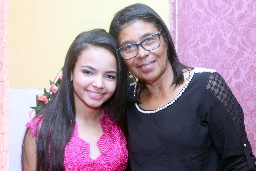 Dona Maria José diz que nunca houve distinção entre as filhas biológicas e a afetiva