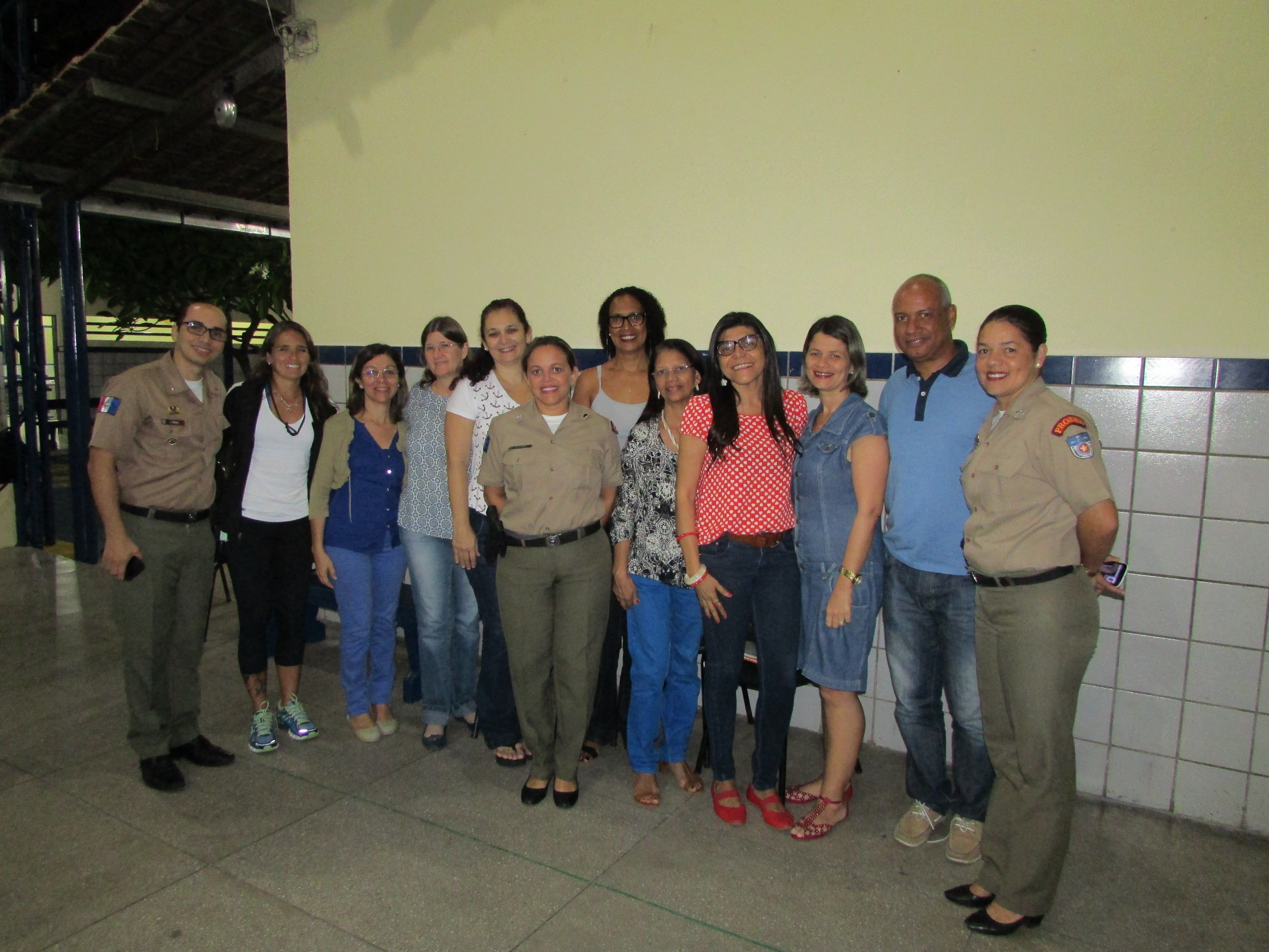 Equipes do PCJE, do Proerd e da escola dr. Orlando Araújo se unem para combater o abuso de drogas