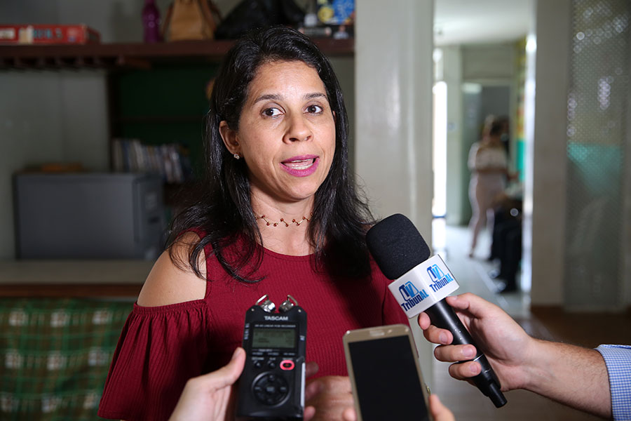 Coordenadora do abrigo, Christiane de Medeiros.