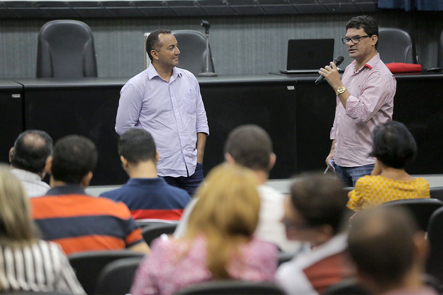 Servidores foram incentivados a participar dos debates. 