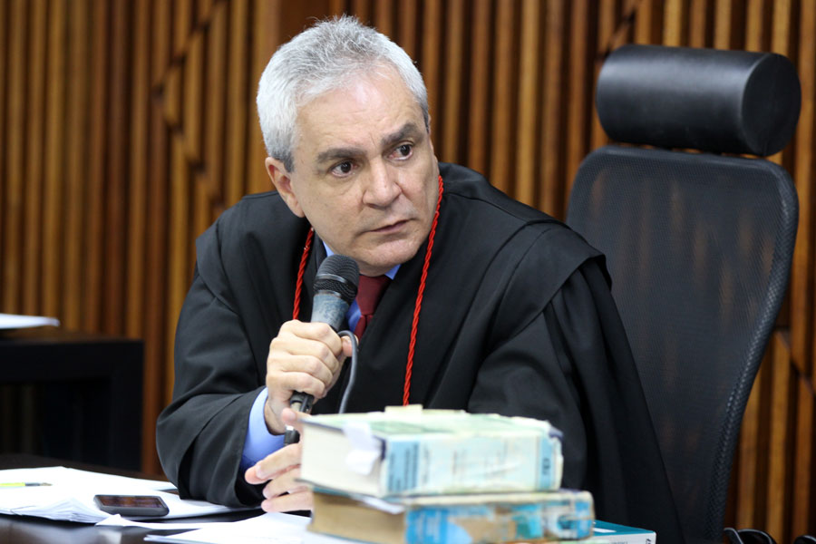 Promotor Antônio Luís Vilas Boas Souza