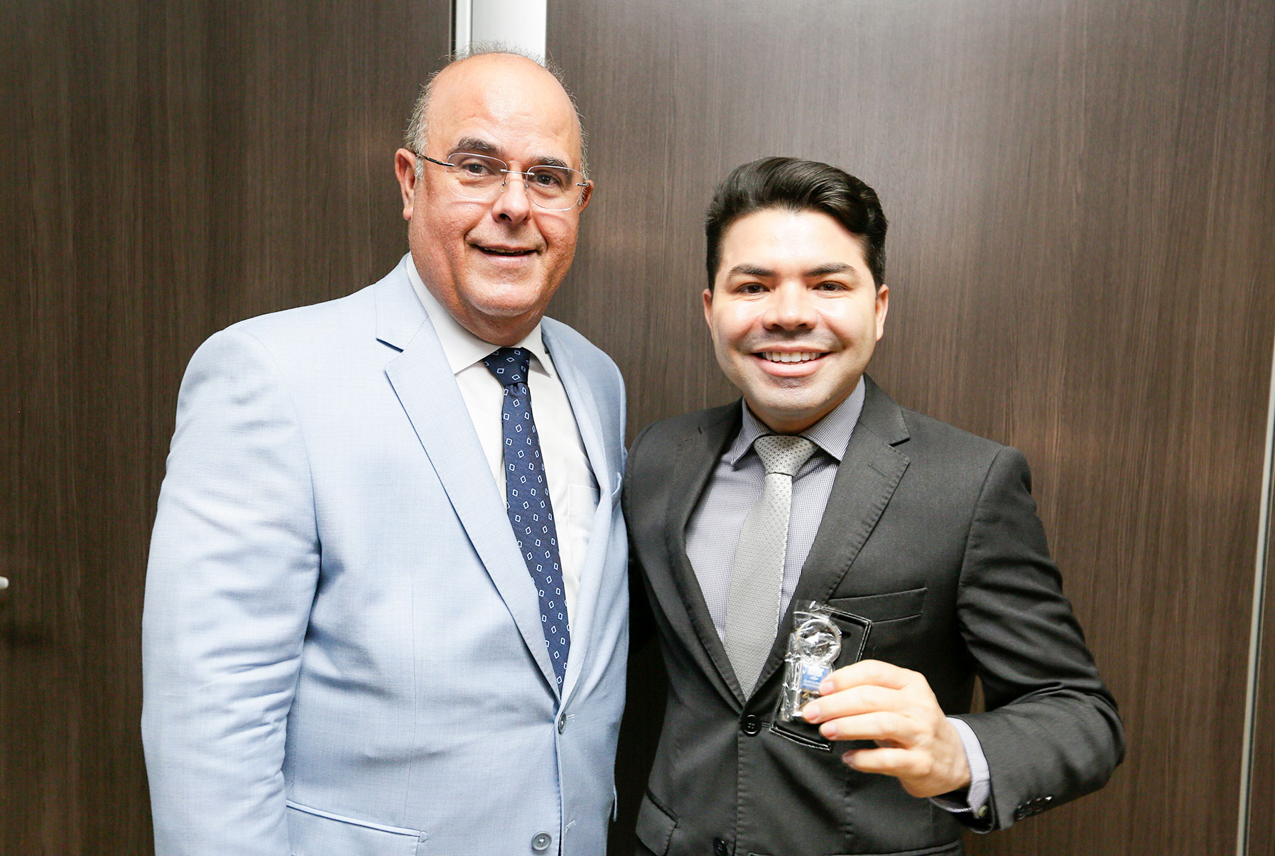 Presidência do TJAL homenageia servidores pais do Judiciário.