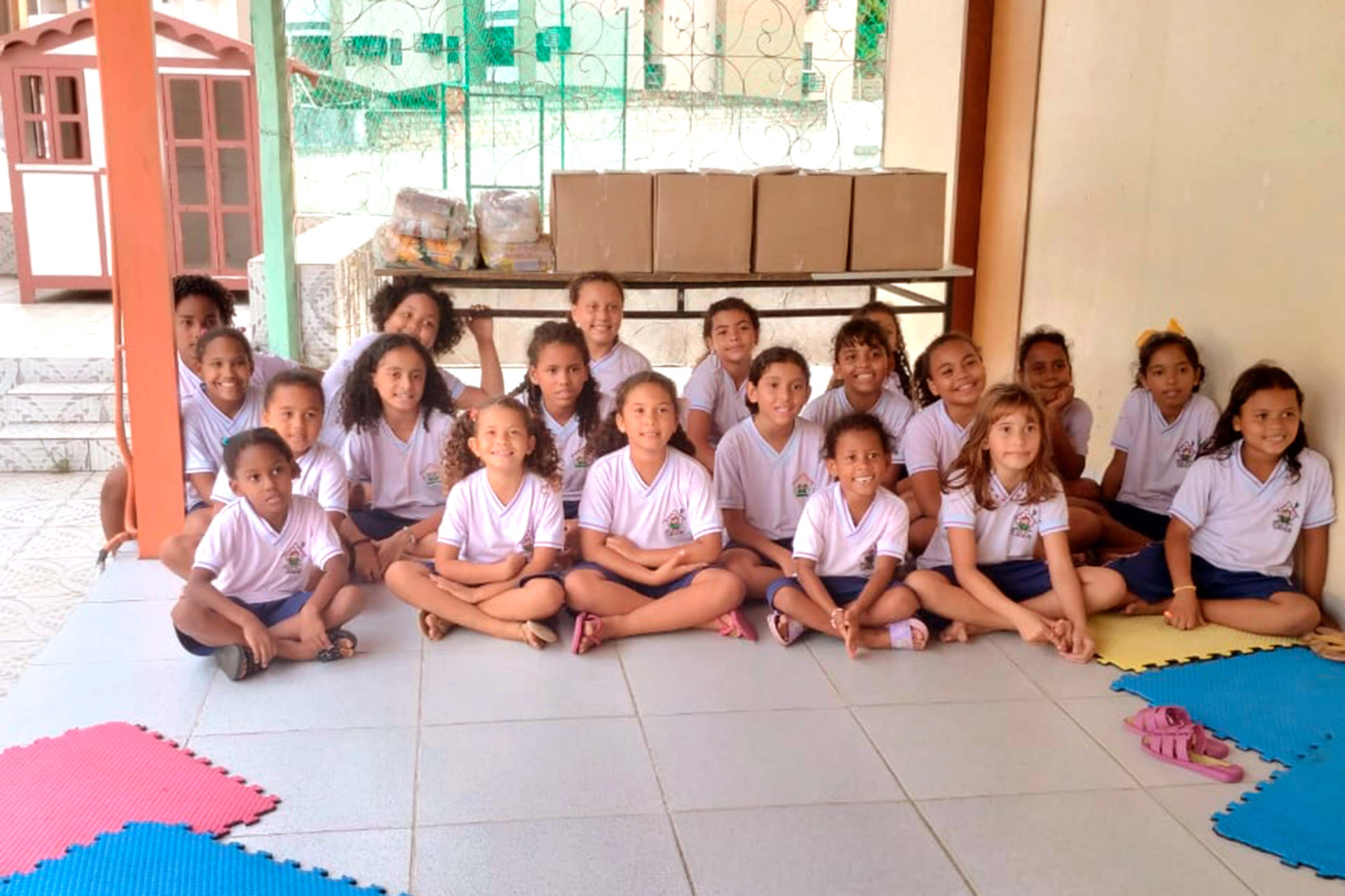 Meninas assistidas pela instituição