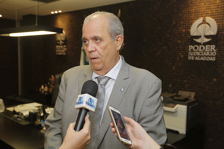 Desembargador Celyrio Adamastor Accioly, supervisor do Grupo de Monitoramento e Fiscalização do Sistema Carcerário