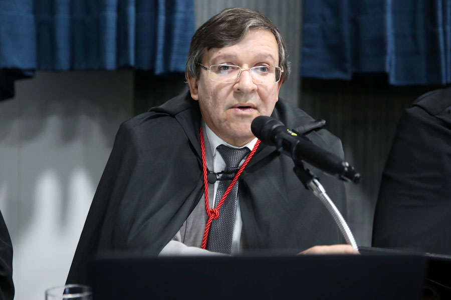 Desembargador João Luiz Lessa, relator do processo
