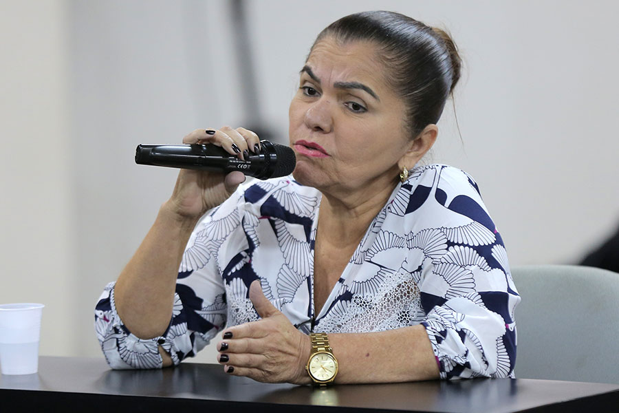 A ré Ângela Garrote, ex-prefeita de Estrela de Alagoas.