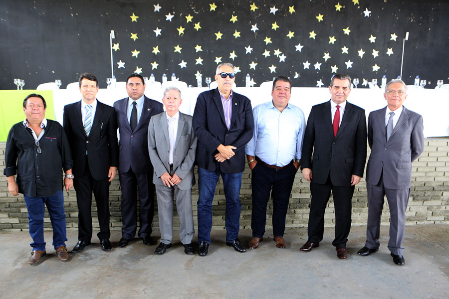 Entrega de títulos do Programa Moradia Legal II em Boca da Mata.