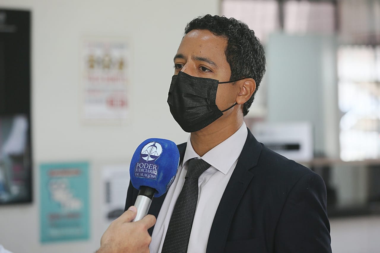 Paulo Victor Souza Zacarias, promotor de justiça