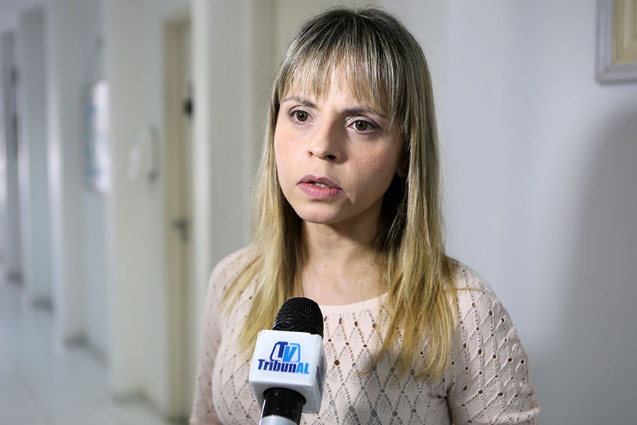 Juíza Lorena Carla Sotto-Mayor, coordenadora de Pesquisa e Produção Científica e Acadêmica.