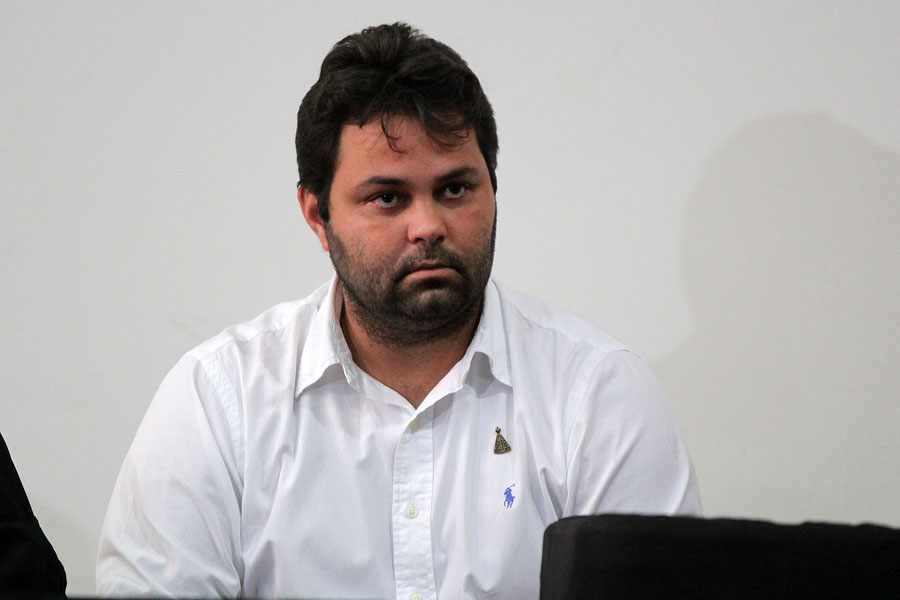 Réu Rodolfo Câmara.