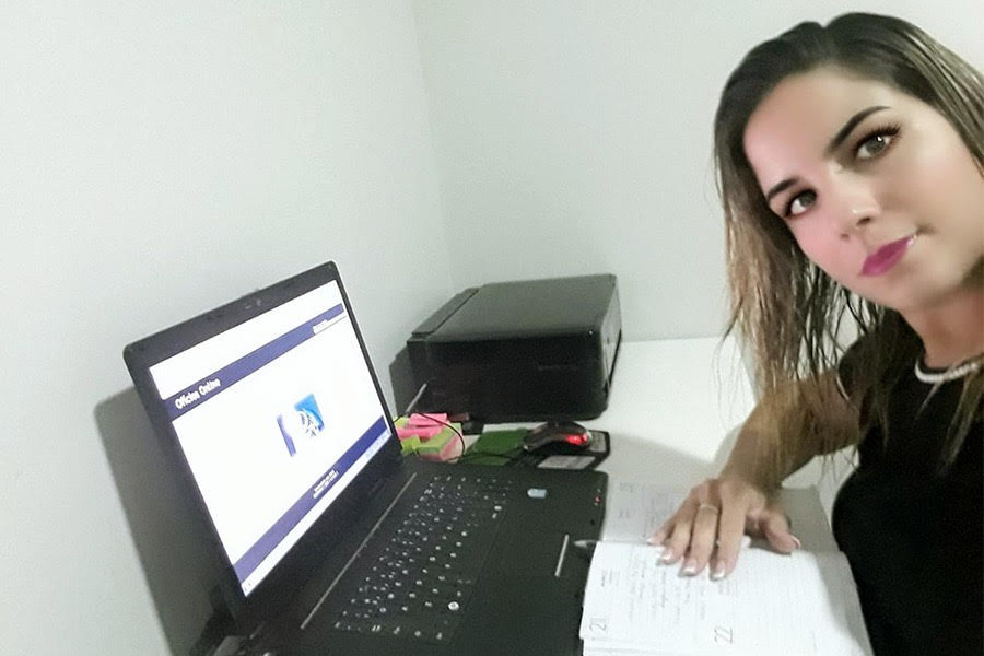 Laryssa Santiago, servidora da Chefia de Gabinete da CGJ.