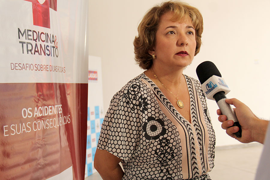 Juíza Luciana Cavalcante, titular da 12º Juizado Especial Cível E Criminal de Trânsito