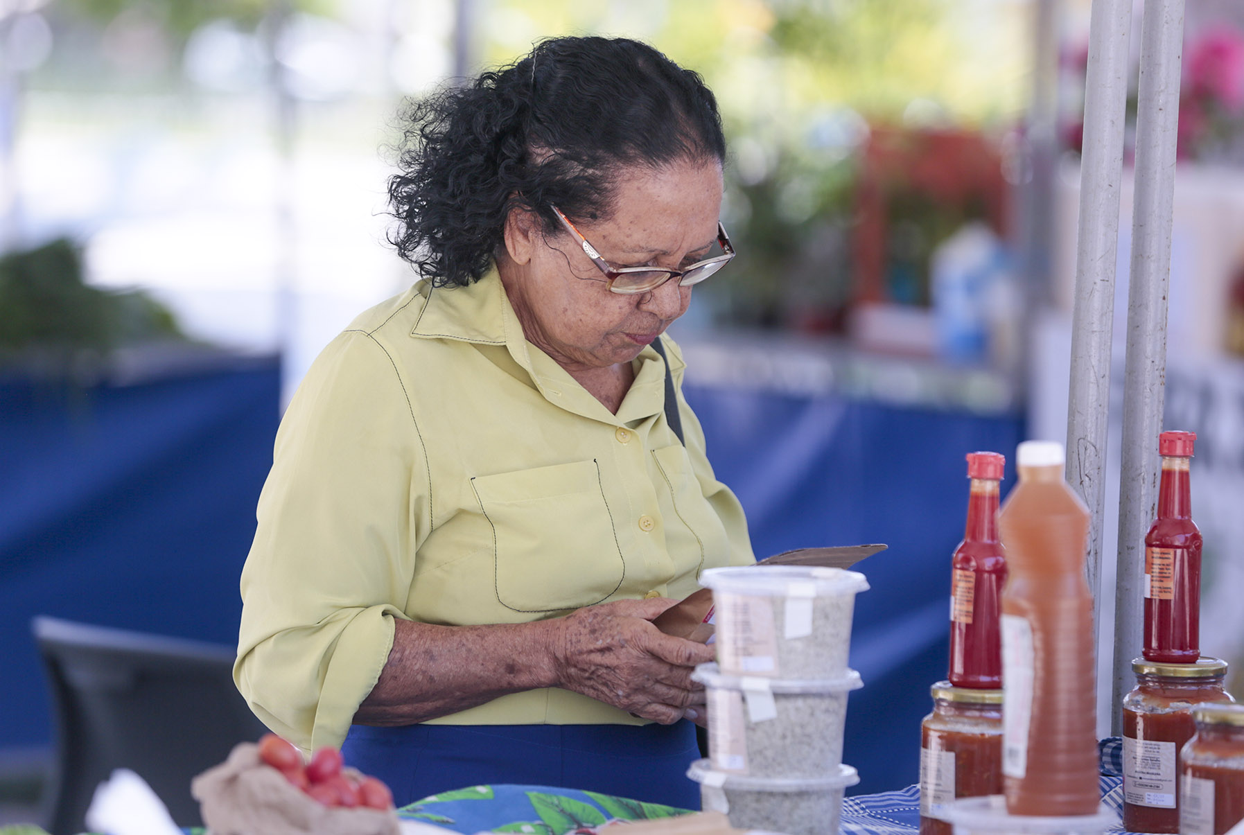 Feira agroecológica do TJAL leva produtos orgânicos à população