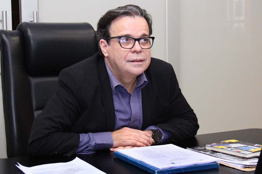 Presidente Tutmés Airan acompanhou a realização do Mutirão da Transcidadania.
