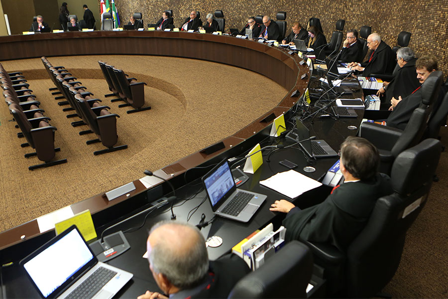 Pleno do Tribunal de Justiça de Alagoas durante sessão nesta terça-feira (24).